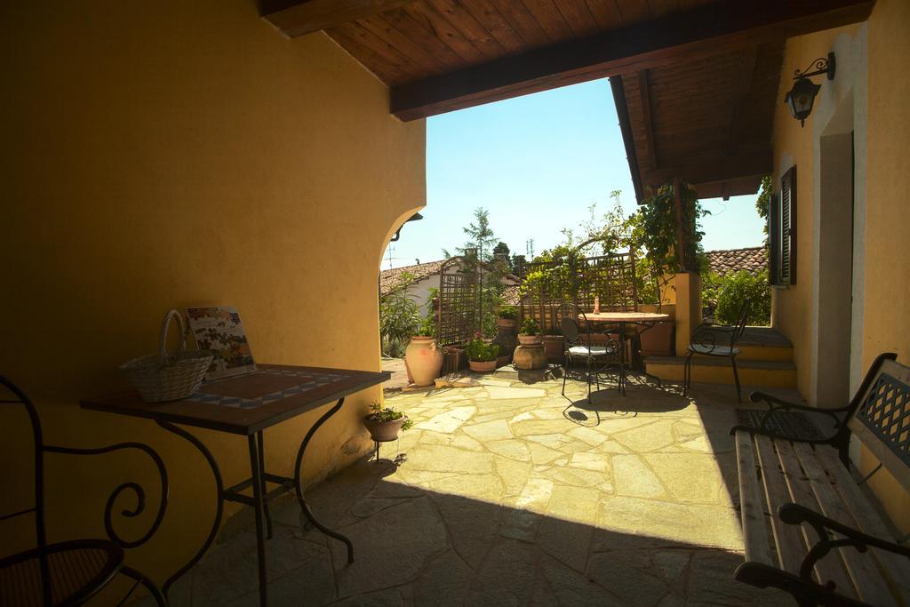 Ca Borgo Vecchio Aparthotel Brusasco Room photo